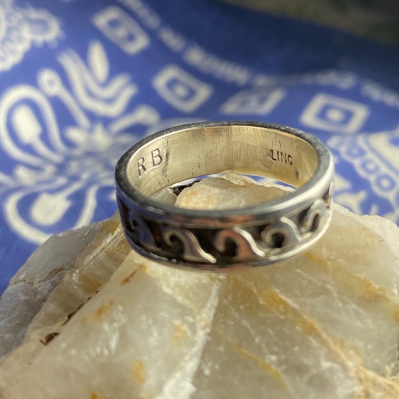 Sterling Silver Wide Etched Band 925 Cigar Ring - Picture 5 of 5